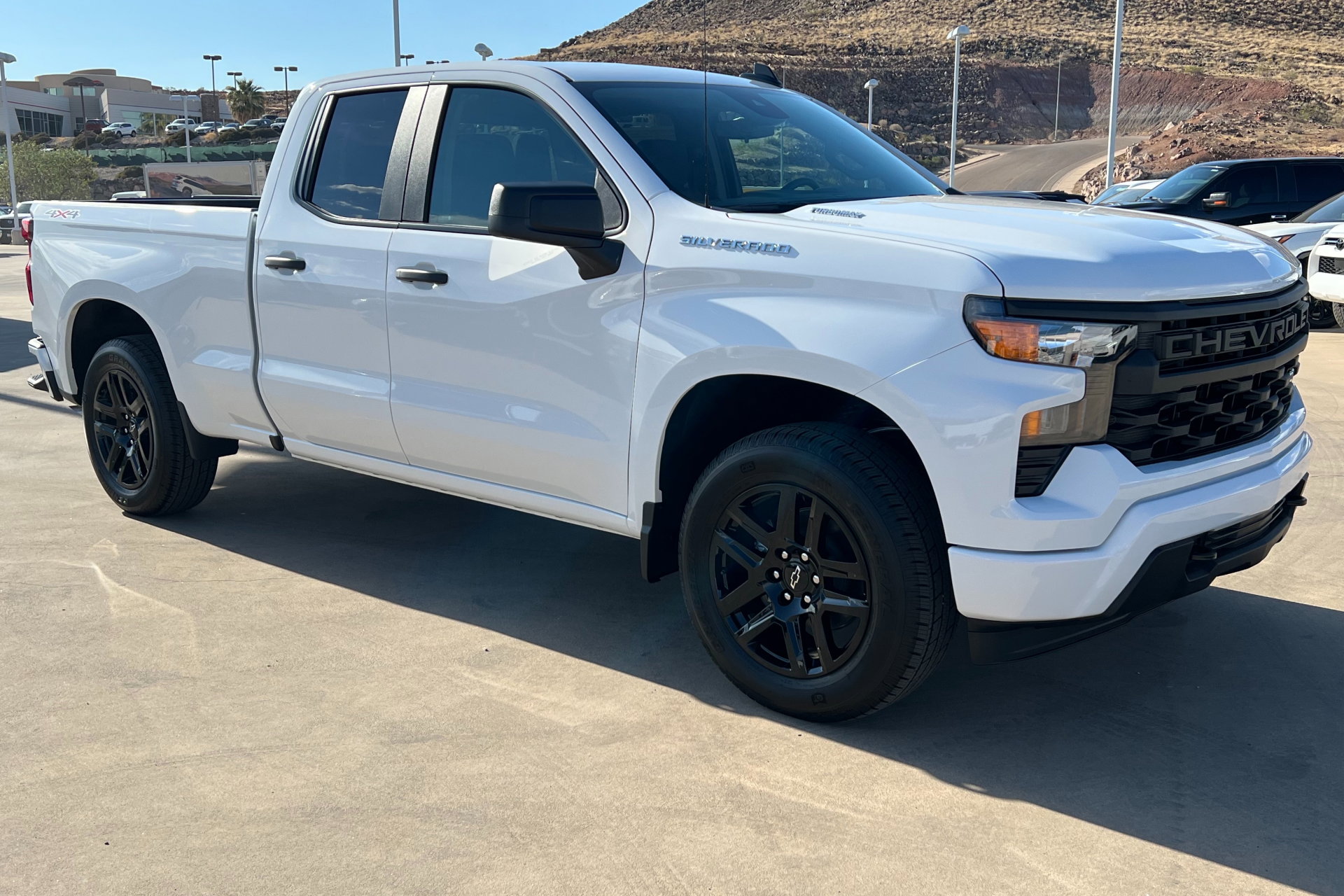 2025 Chevrolet Silverado 1500 Custom photo 7