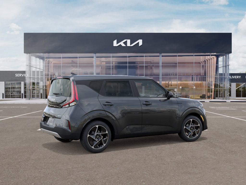 2025 Kia Soul EX photo 5