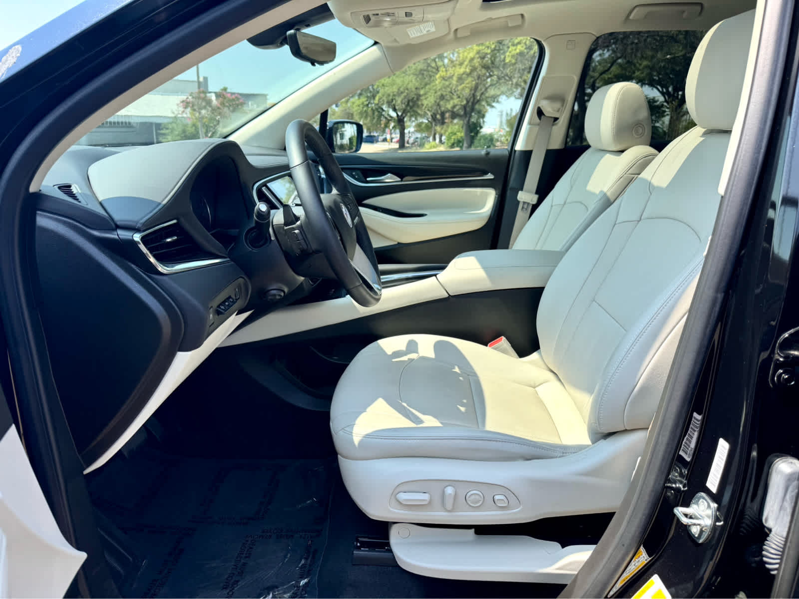 2024 Buick Enclave Premium photo 12
