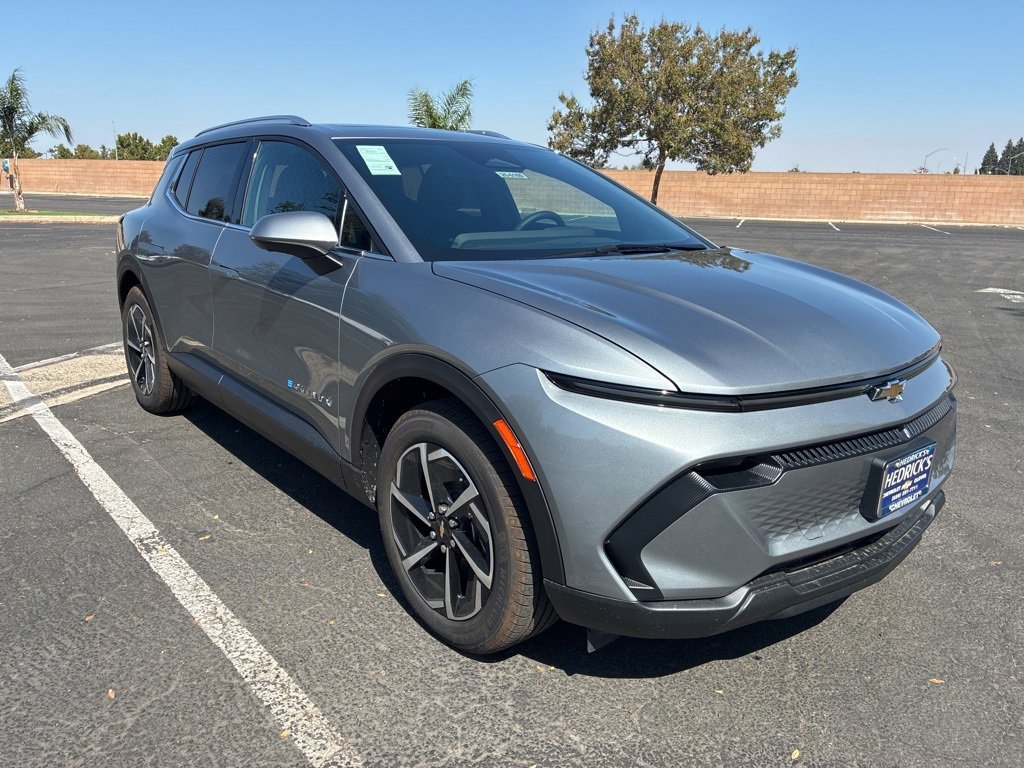 2026 Chevrolet Equinox EV 2LT's photo