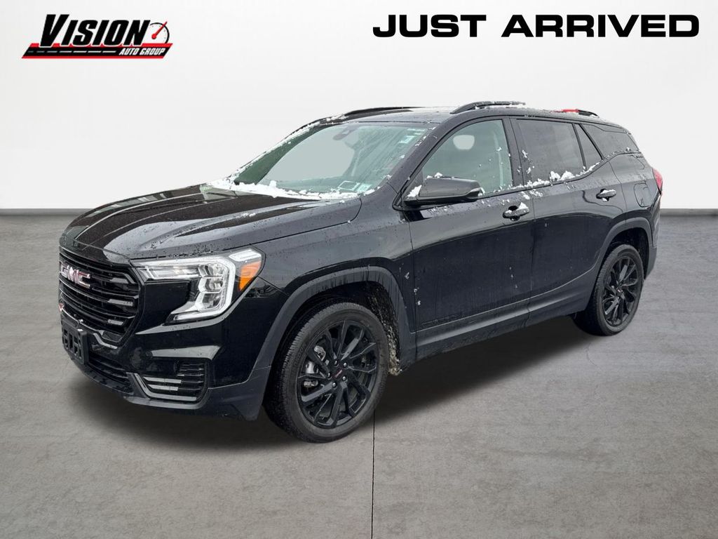 2024 GMC Terrain SLE's photo