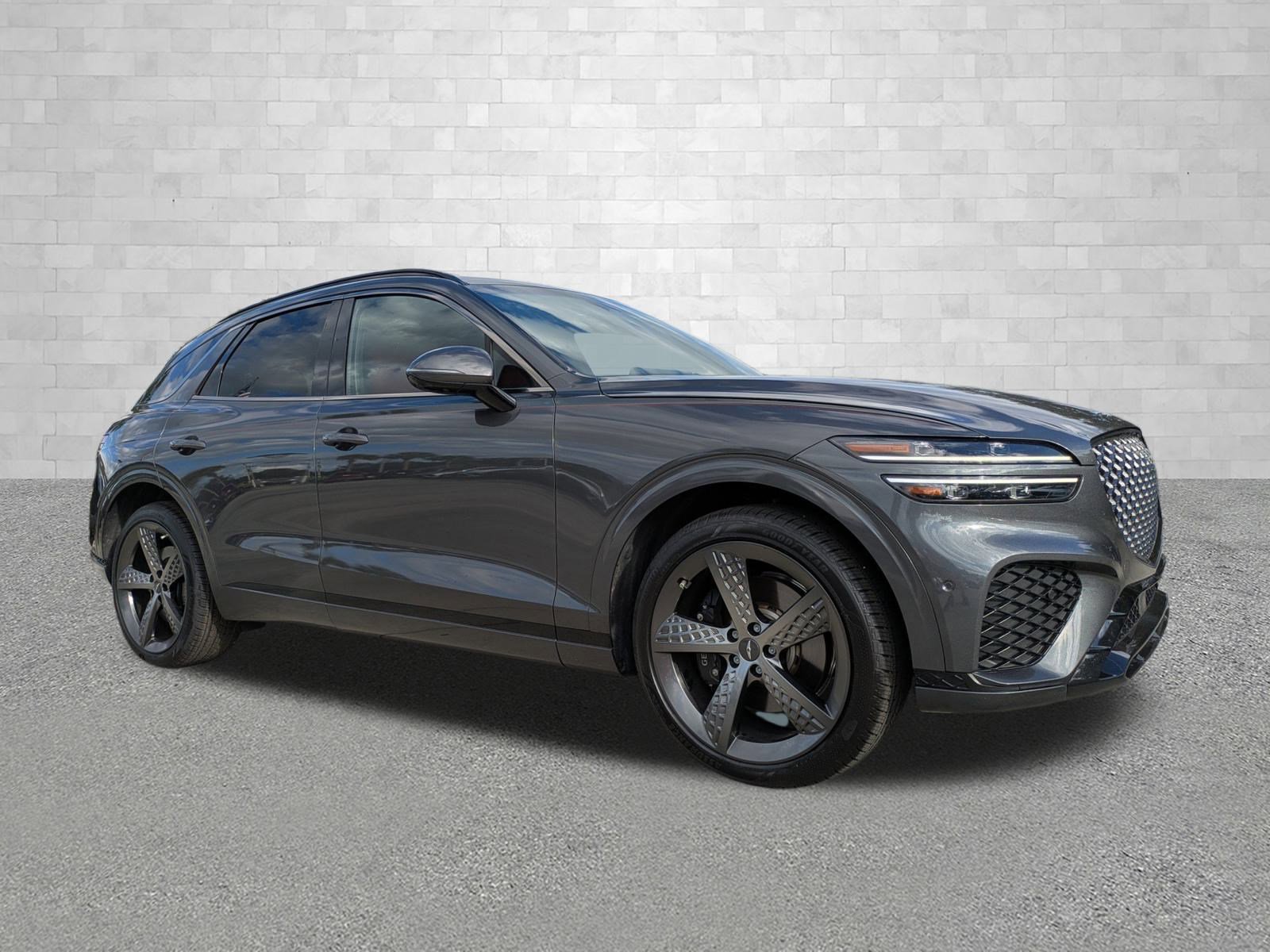 2023 GENESIS GV70 Standard's photo