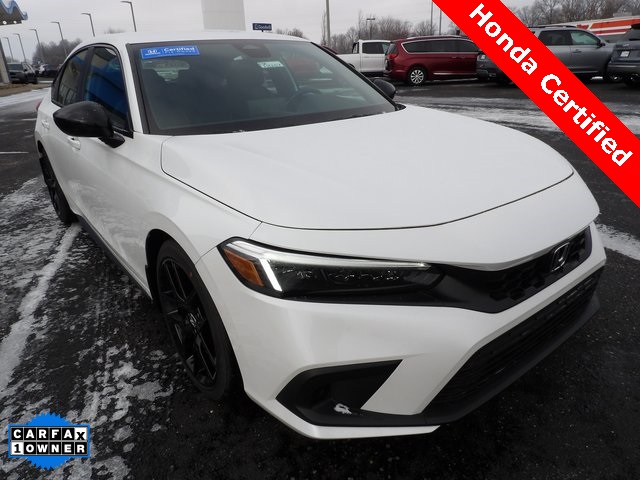 2024 Honda Civic Hatchback Sport's photo