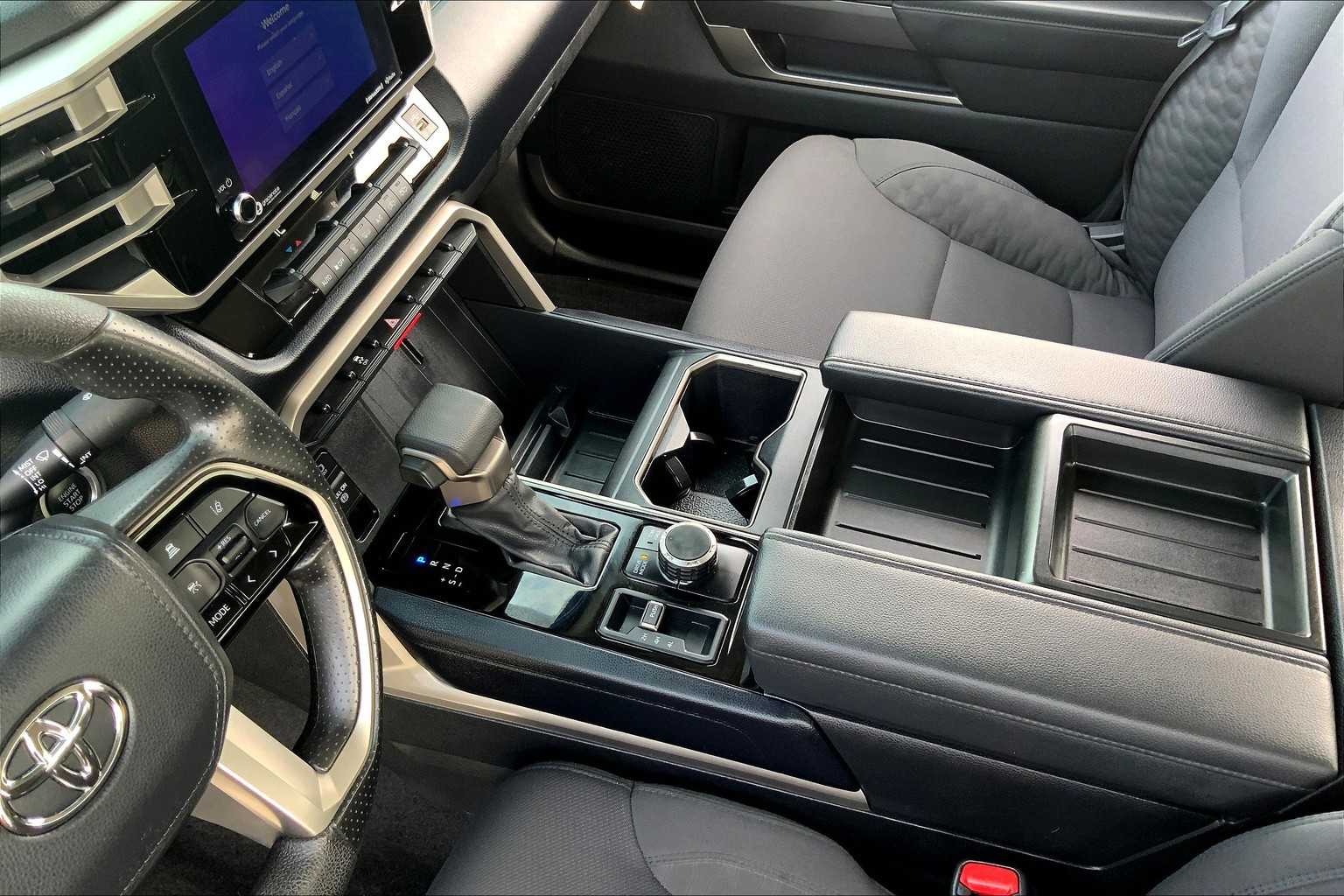 2024 Toyota Tundra SR5 photo 28