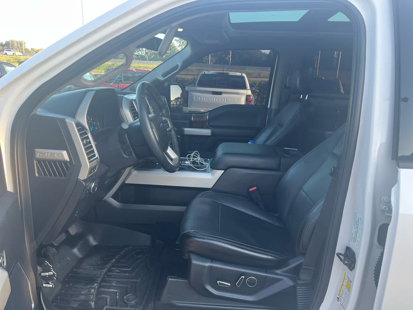 2016 Ford F-150 Lariat photo 7
