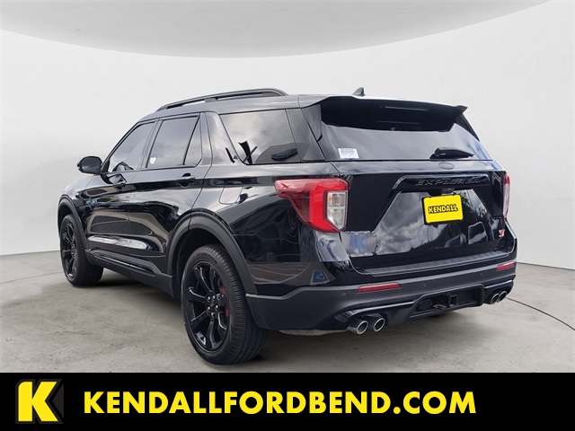 2022 Ford Explorer ST photo 2