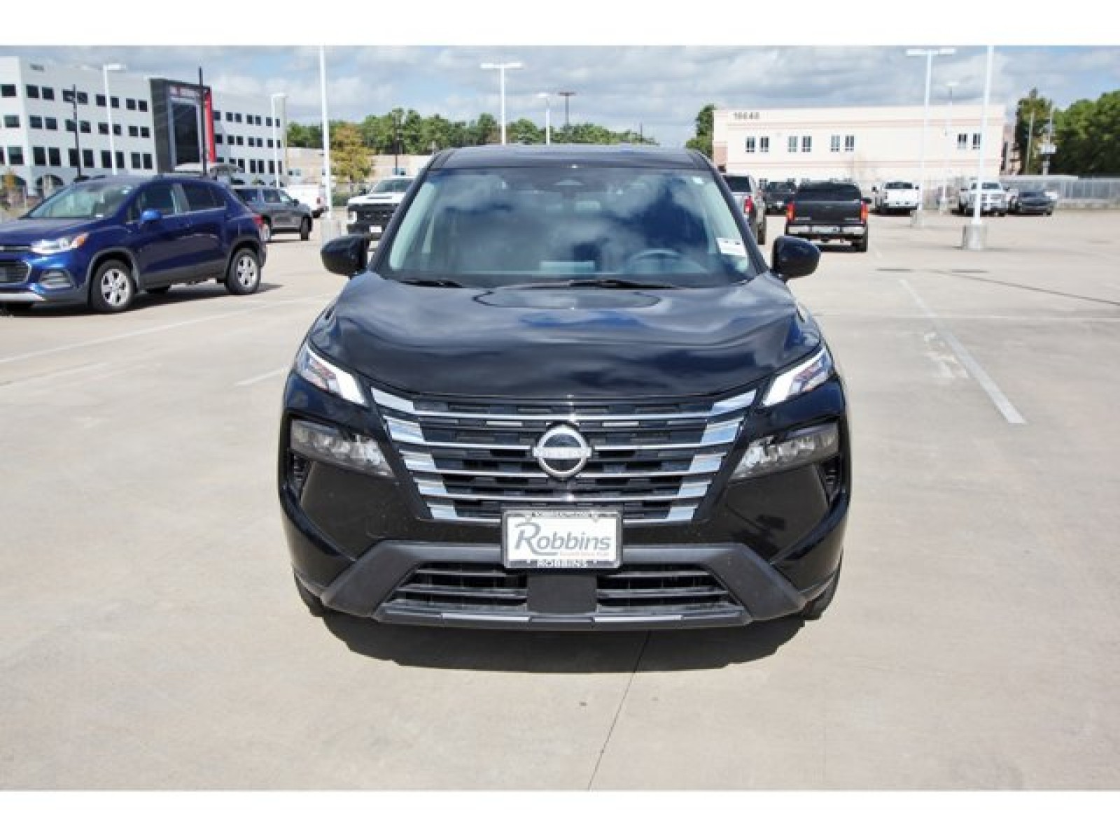 2024 Nissan Rogue SV Black at Robbins Nissan