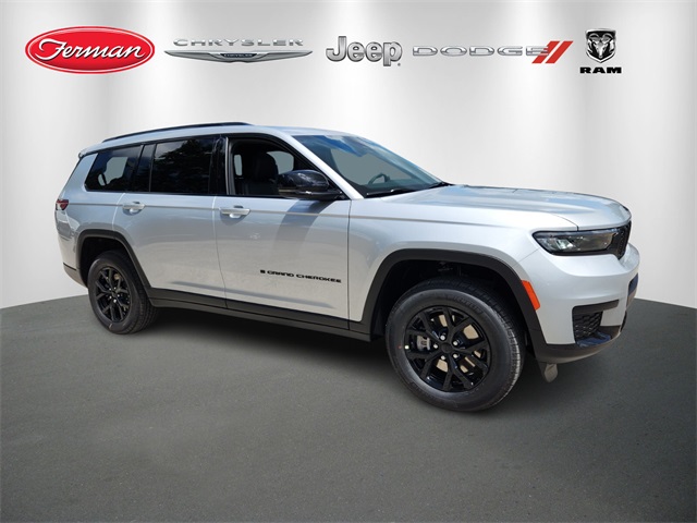 2025 Jeep Grand Cherokee L Altitude's photo