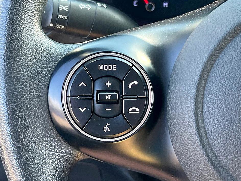 2020 Kia Soul S photo 15