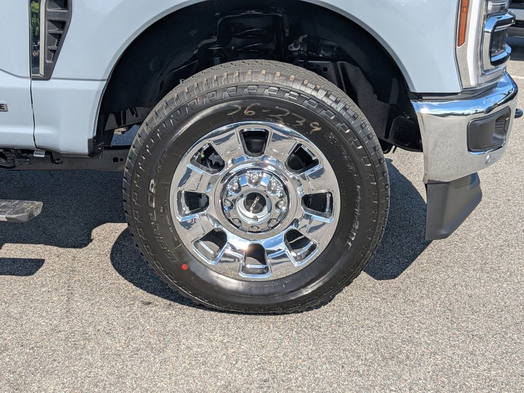 2026 Ford F-350 King Ranch photo 11