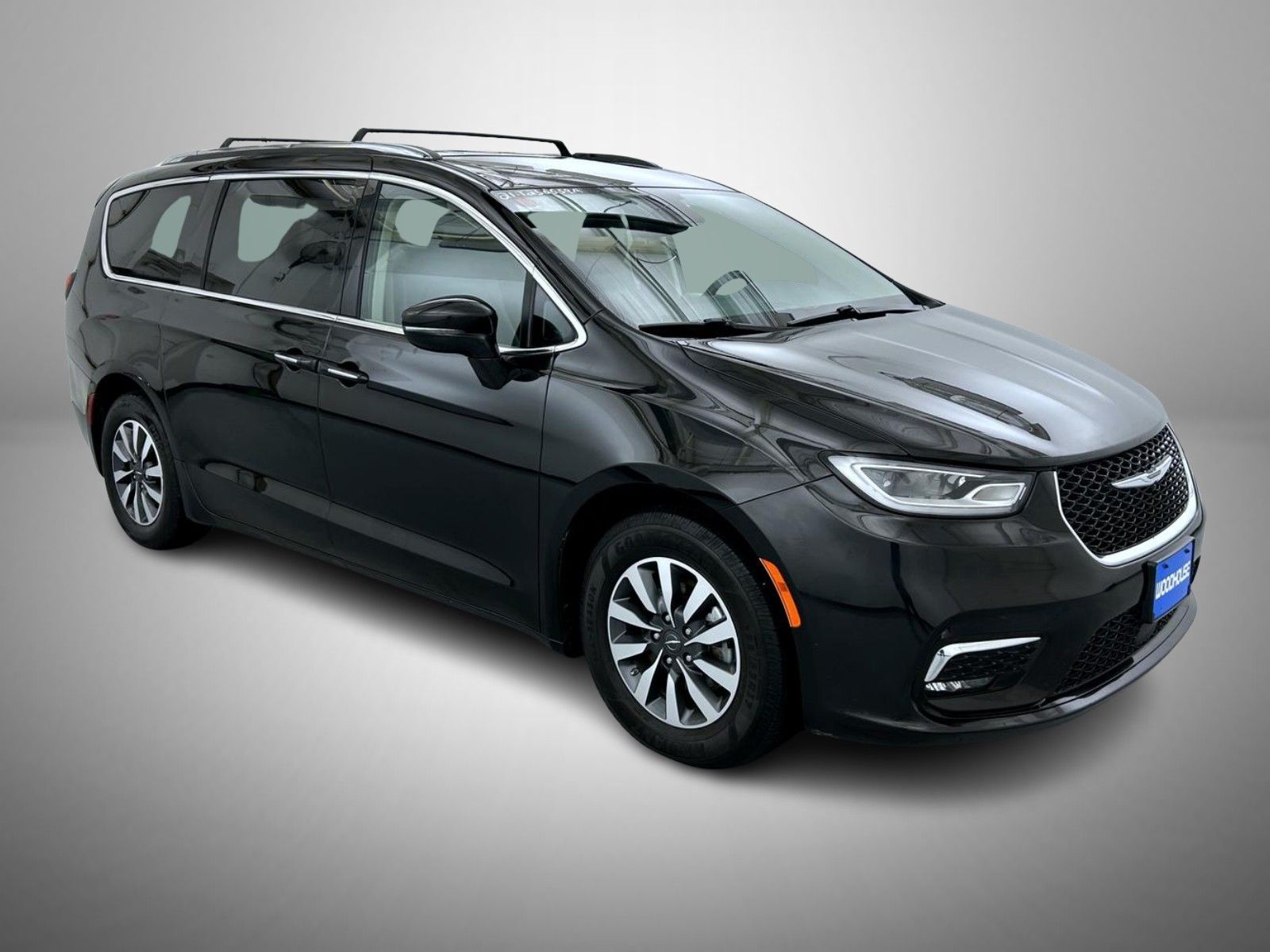 2021 Chrysler Pacifica Touring L photo 3