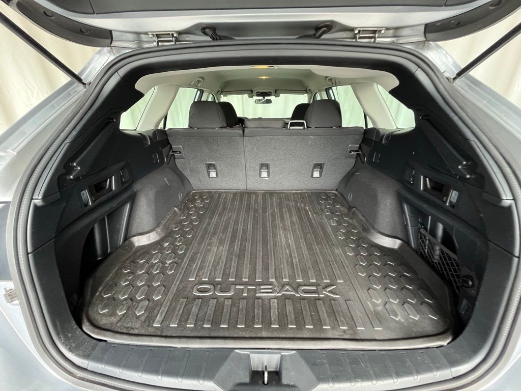 2020 Subaru Outback 2.5i photo 25