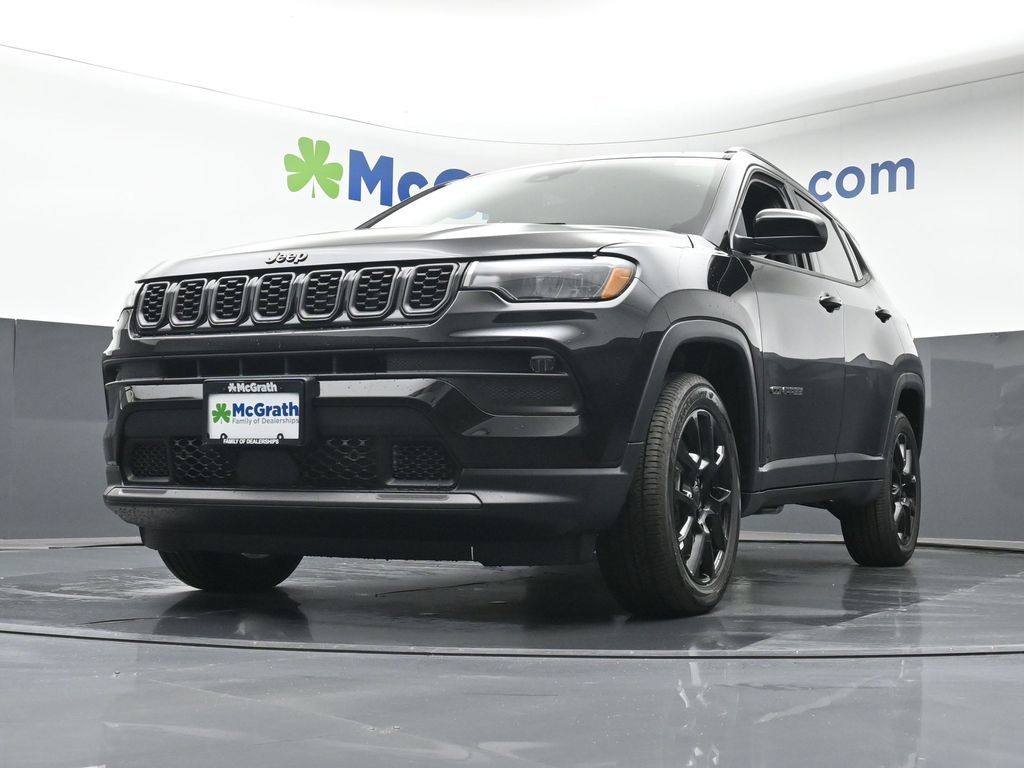 2026 Jeep Compass Latitude photo 4