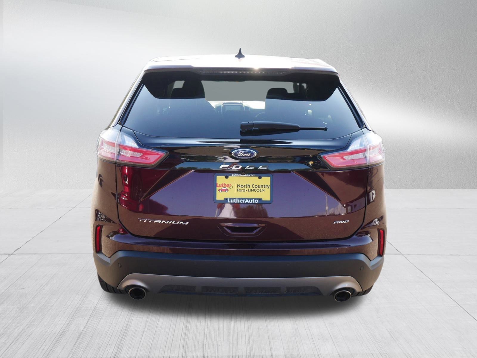 2022 Ford Edge Titanium photo 6