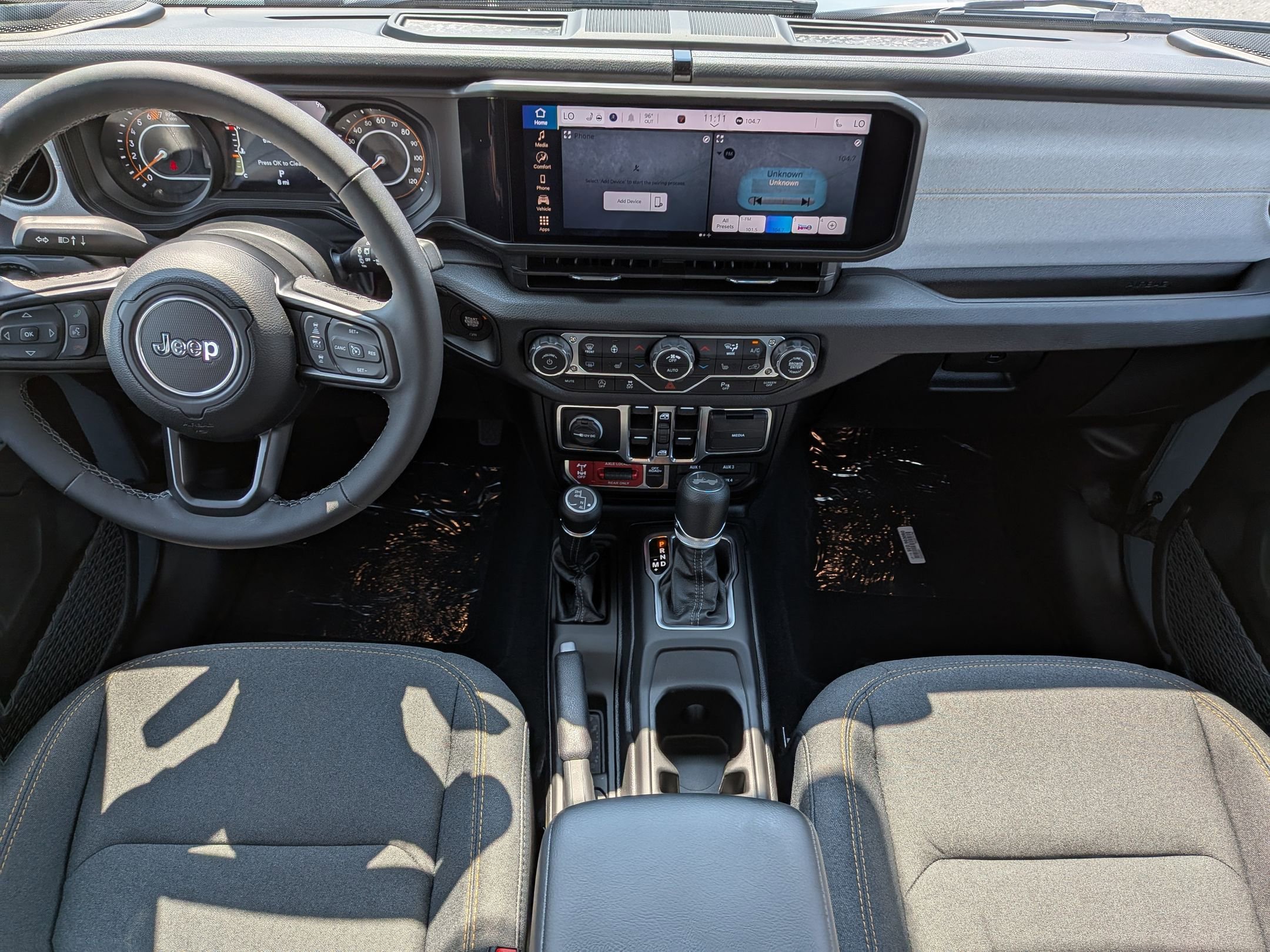 2025 Jeep Wrangler Willys photo 23