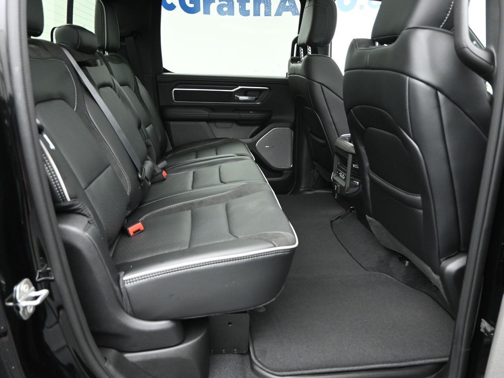 2026 Ram 1500 Laramie photo 7