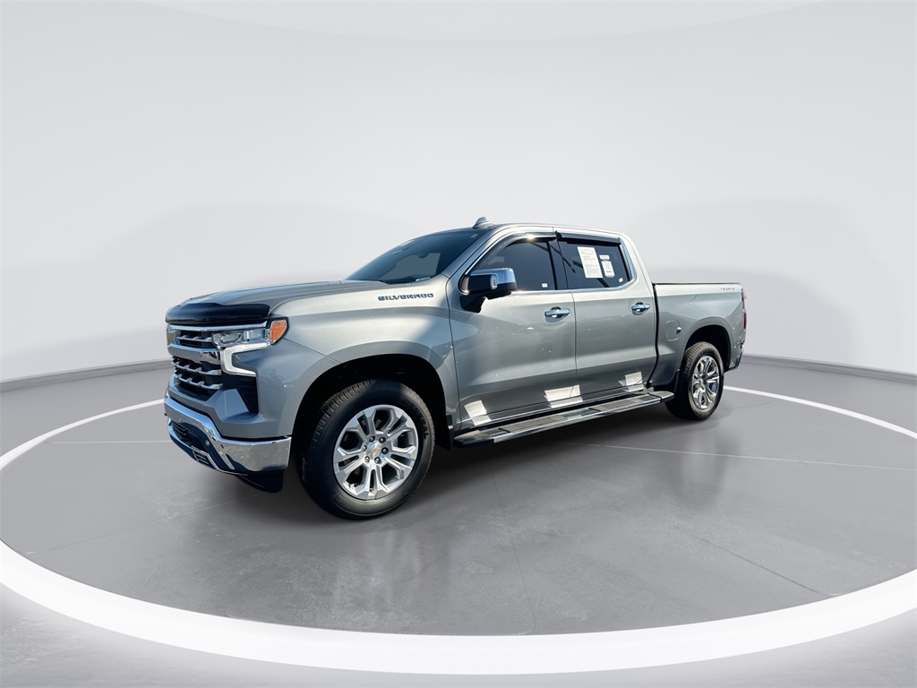 2025 Chevrolet Silverado 1500 LTZ photo 5
