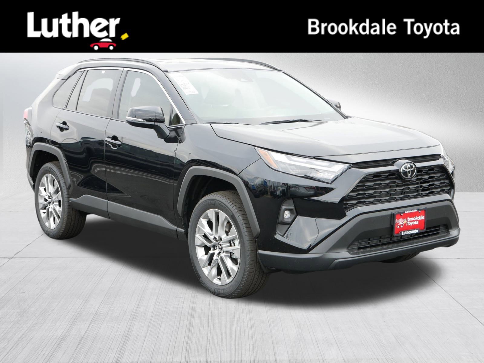 2025 Toyota RAV4 XLE Premium's photo