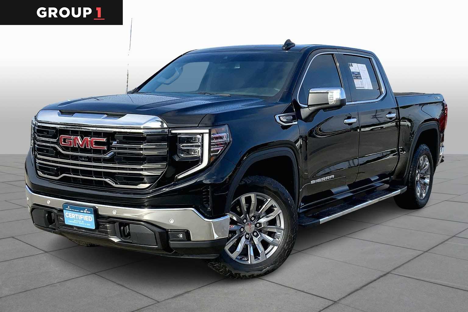 2024 GMC Sierra 1500 SLT's photo