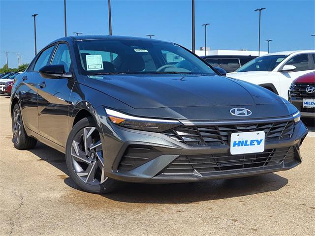 2025 Hyundai Elantra SEL