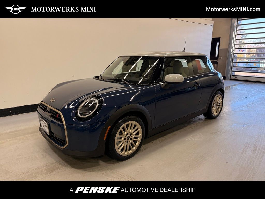 2026 MINI Hardtop 2 Door S's photo