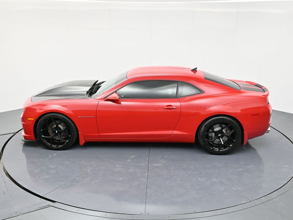 2010 Chevrolet Camaro SS photo 34