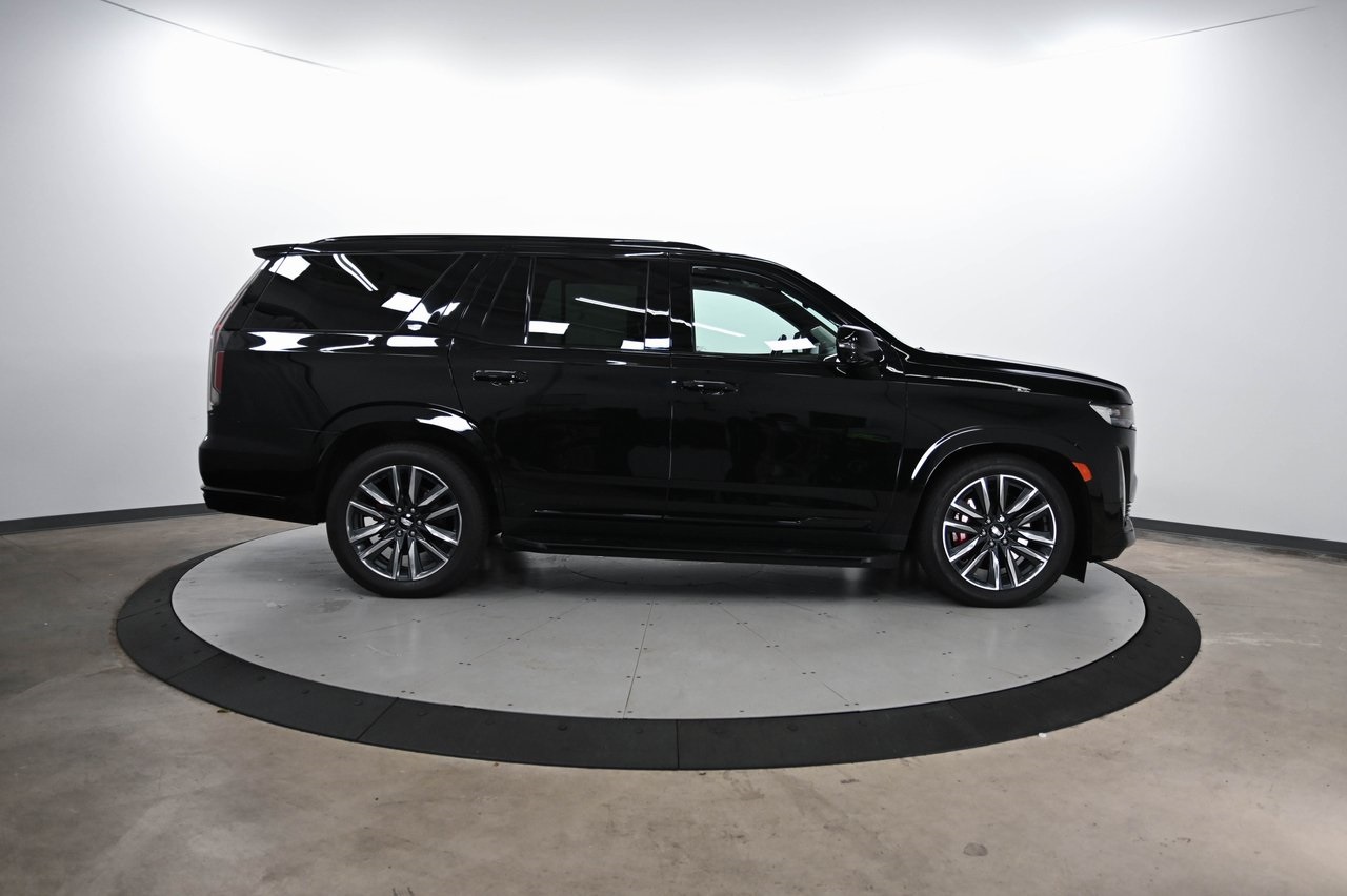 2022 Cadillac Escalade Sport Platinum photo 3