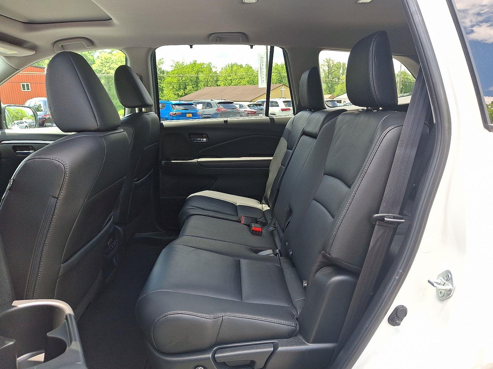 2022 Honda Pilot Special Edition photo 9