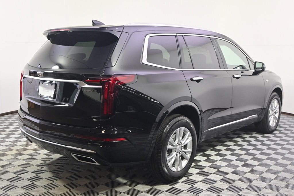 2025 Cadillac XT6 Luxury photo 7