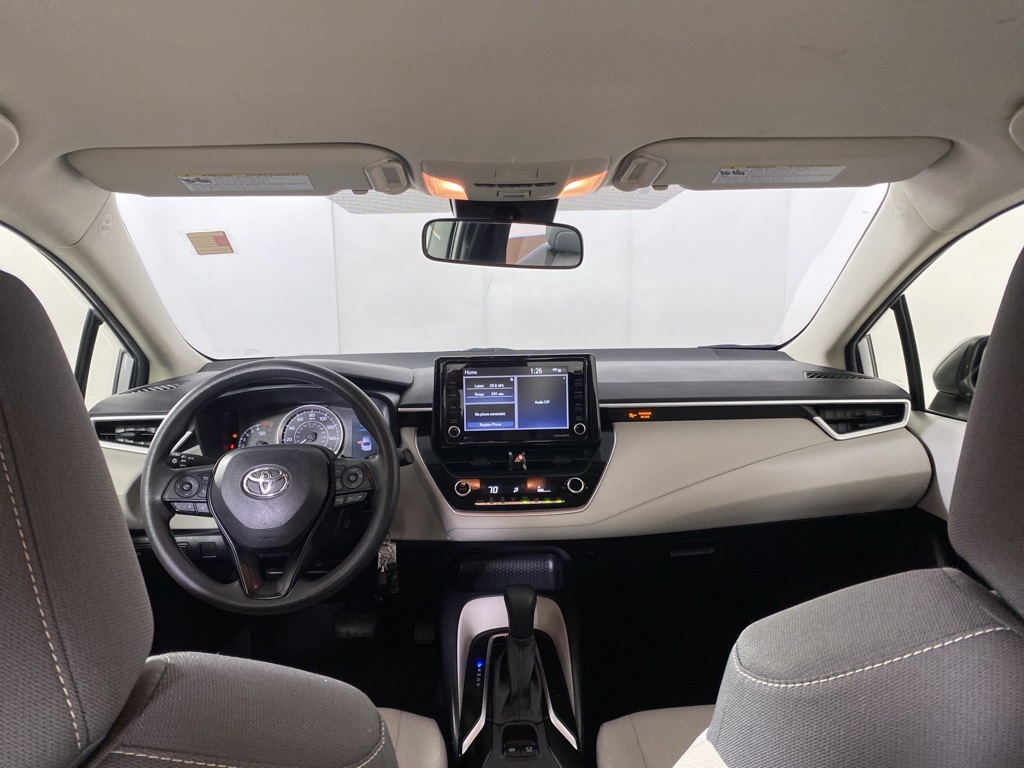 2022 Toyota Corolla LE photo 2