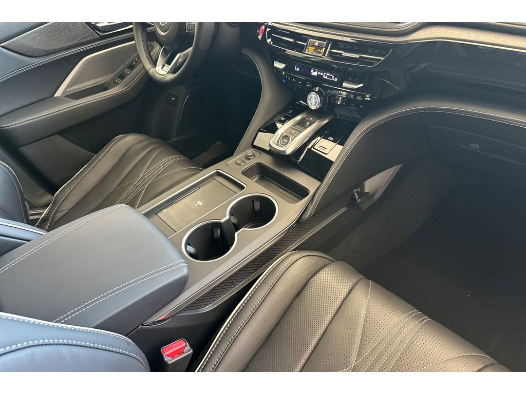 2026 Acura MDX SH-AWD A-Spec photo 13