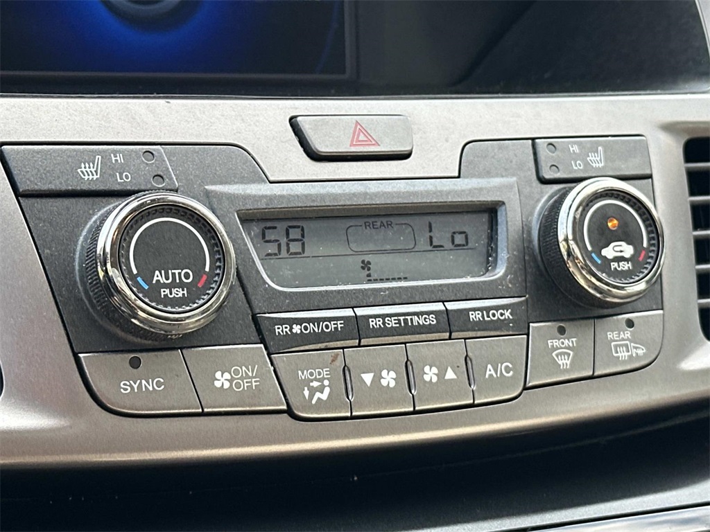 2015 Honda Odyssey EX-L photo 18