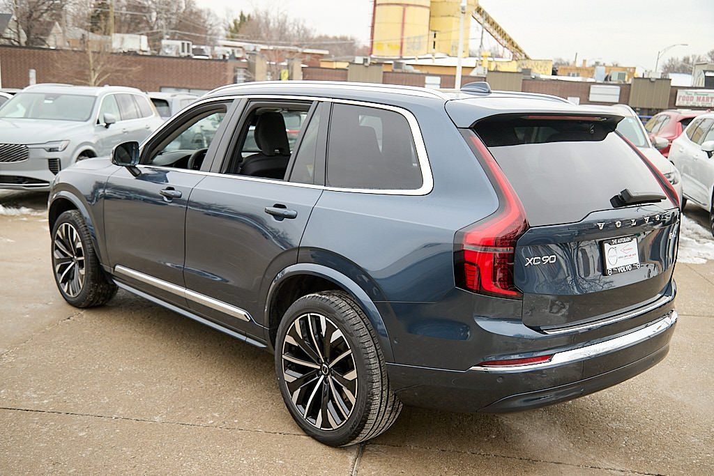 2026 VOLVO XC90 - Image 6