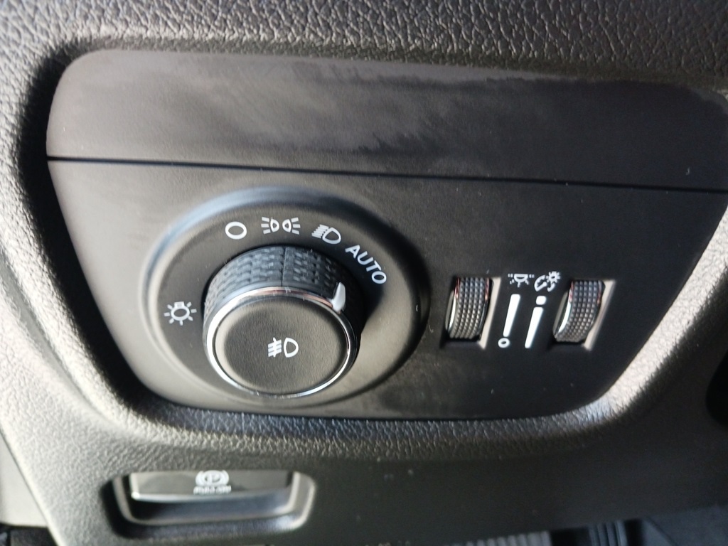 2024 Jeep Grand Cherokee Limited photo 23