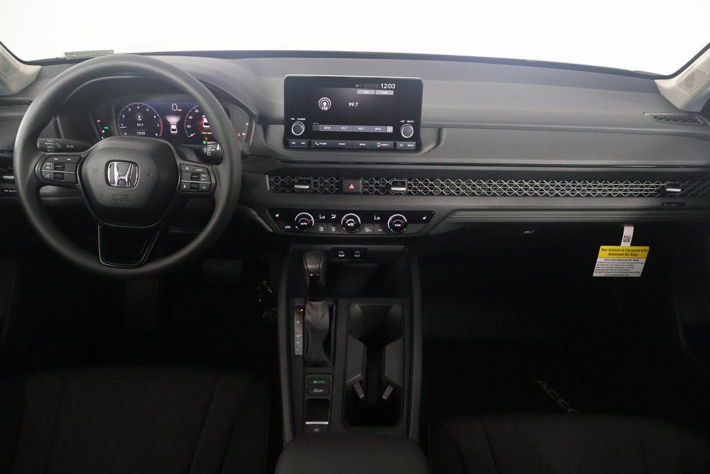 2025 Honda Accord SE photo 4