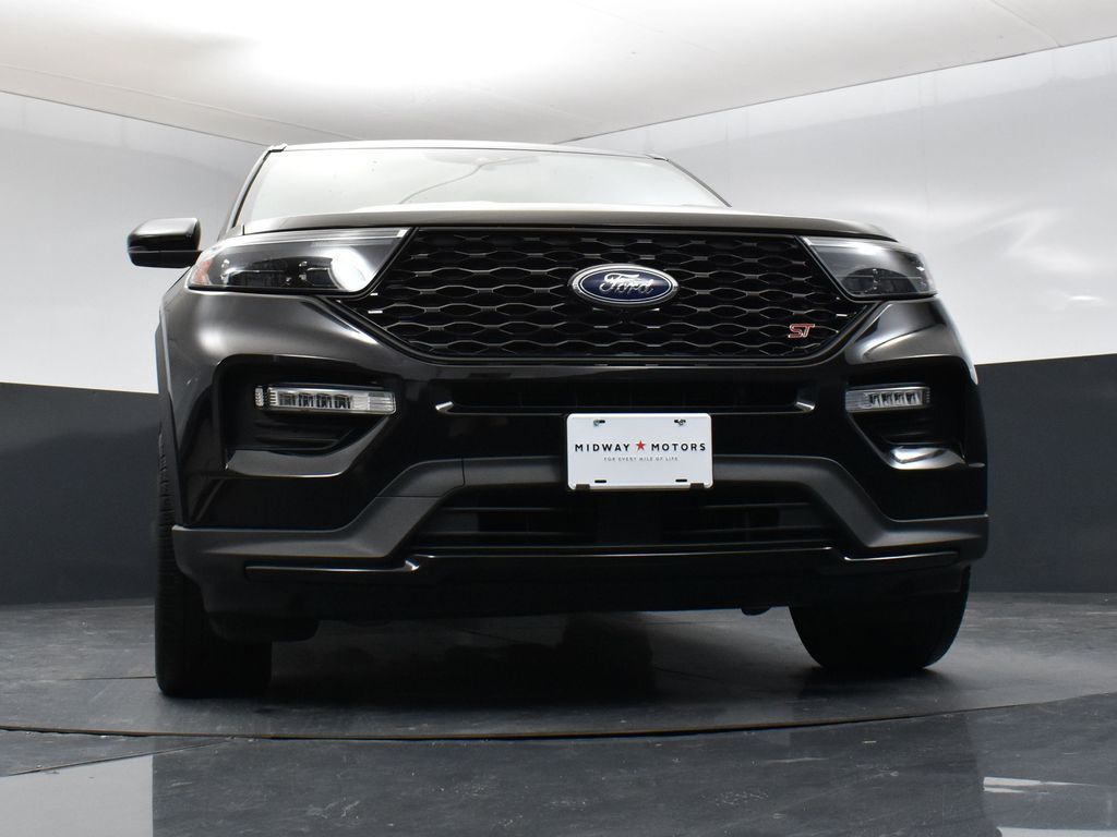 2021 Ford Explorer ST photo 30
