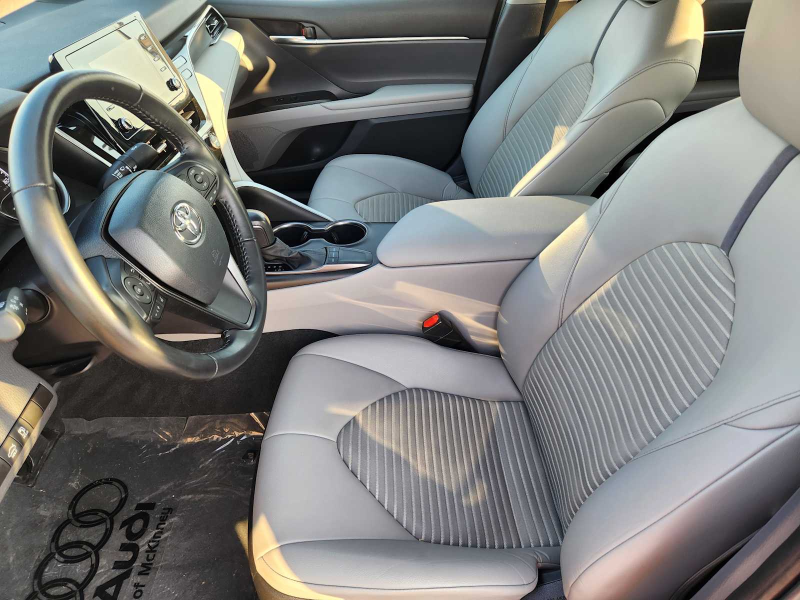 2023 Toyota Camry SE photo 11