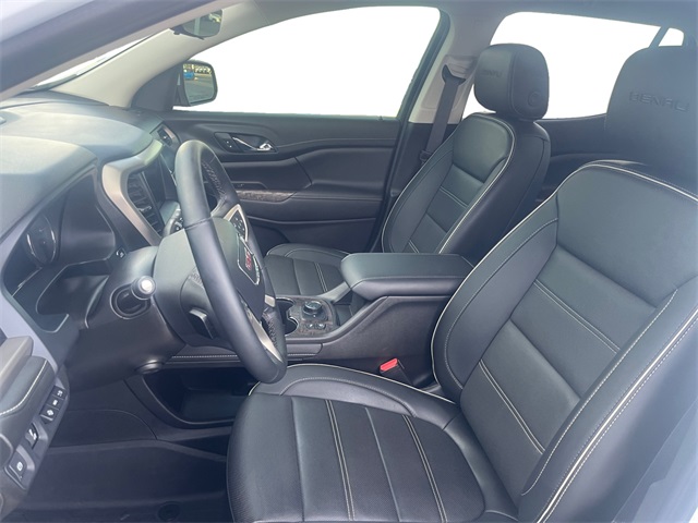 2023 Gmc Acadia Denali photo 9