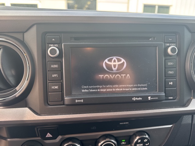 2019 Toyota Tacoma SR5 photo 3