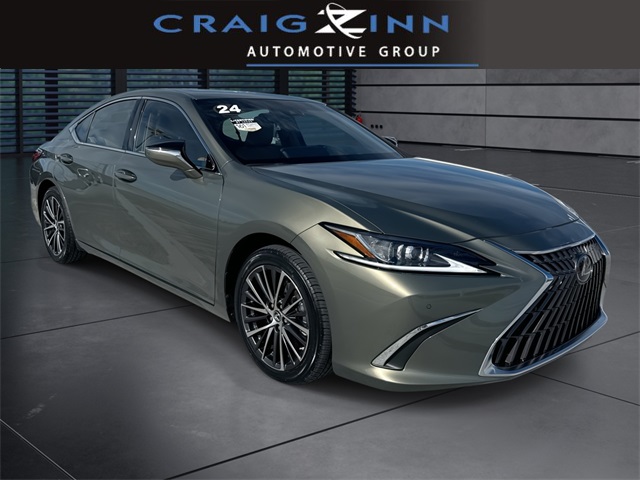 2024 Lexus ES 350's photo