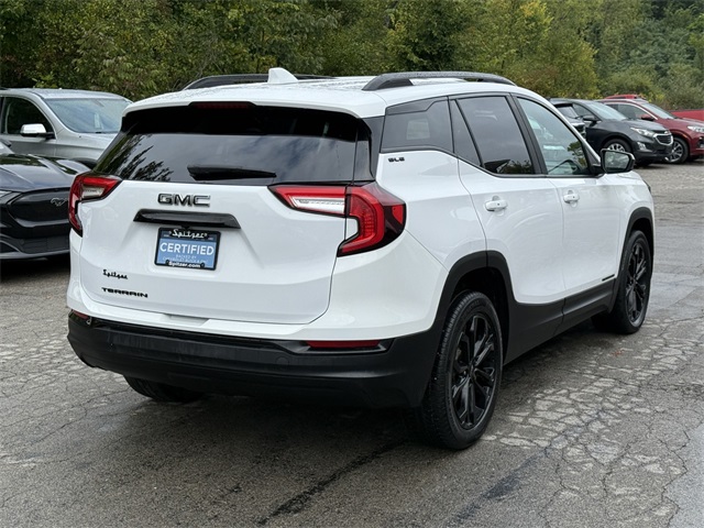 2022 Gmc Terrain SLE photo 3