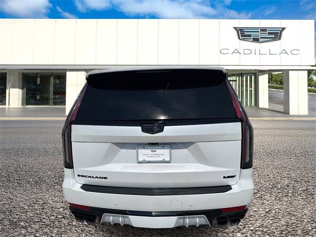 2023 Cadillac Escalade photo 2