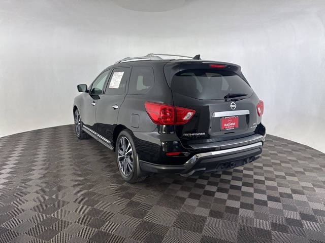 2019 Nissan Pathfinder Platinum photo 4