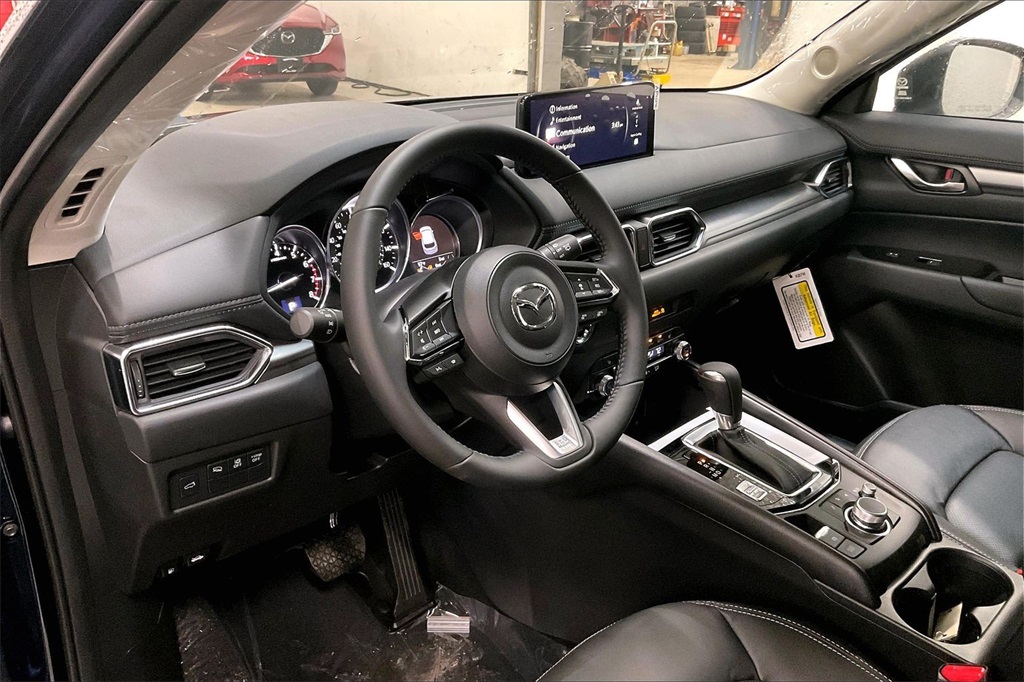 2025 MAZDA CX-5 - Image 7