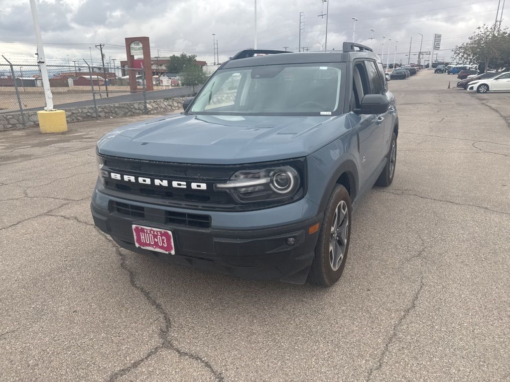 2024 Ford Bronco Sport Outer Banks photo 2