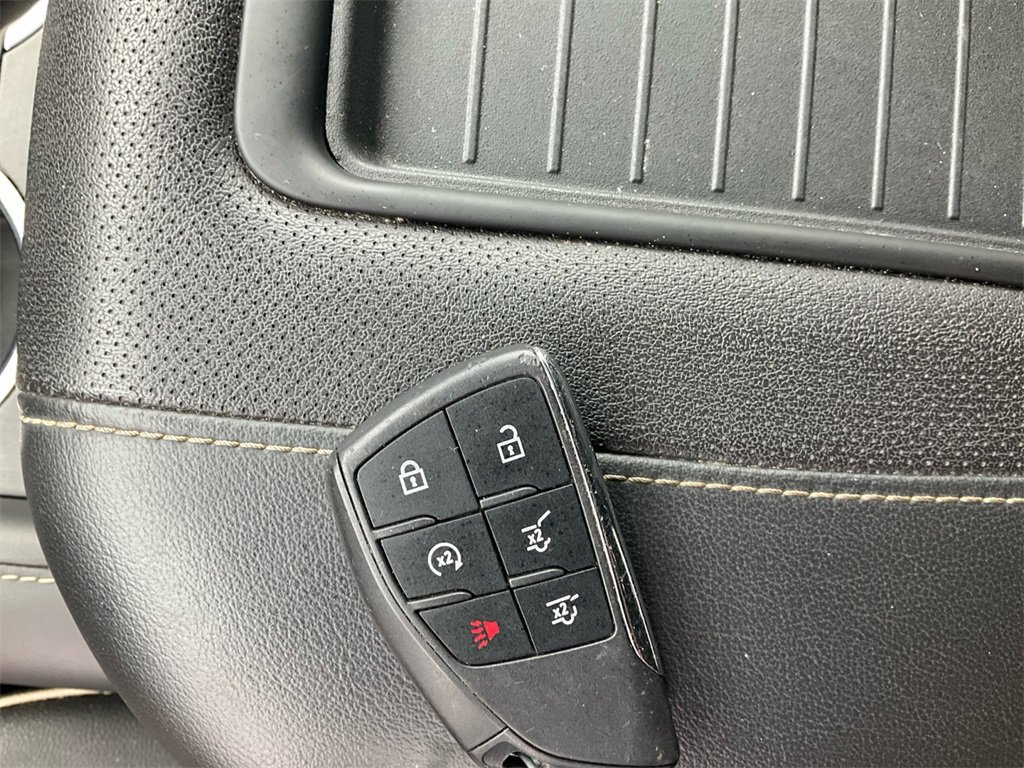 2023 Chevrolet Suburban Premier photo 34