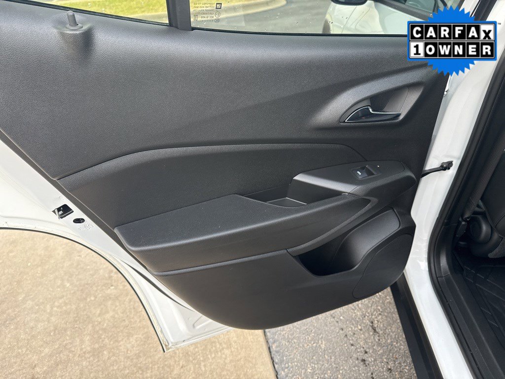2024 Chevrolet Trax LT photo 21