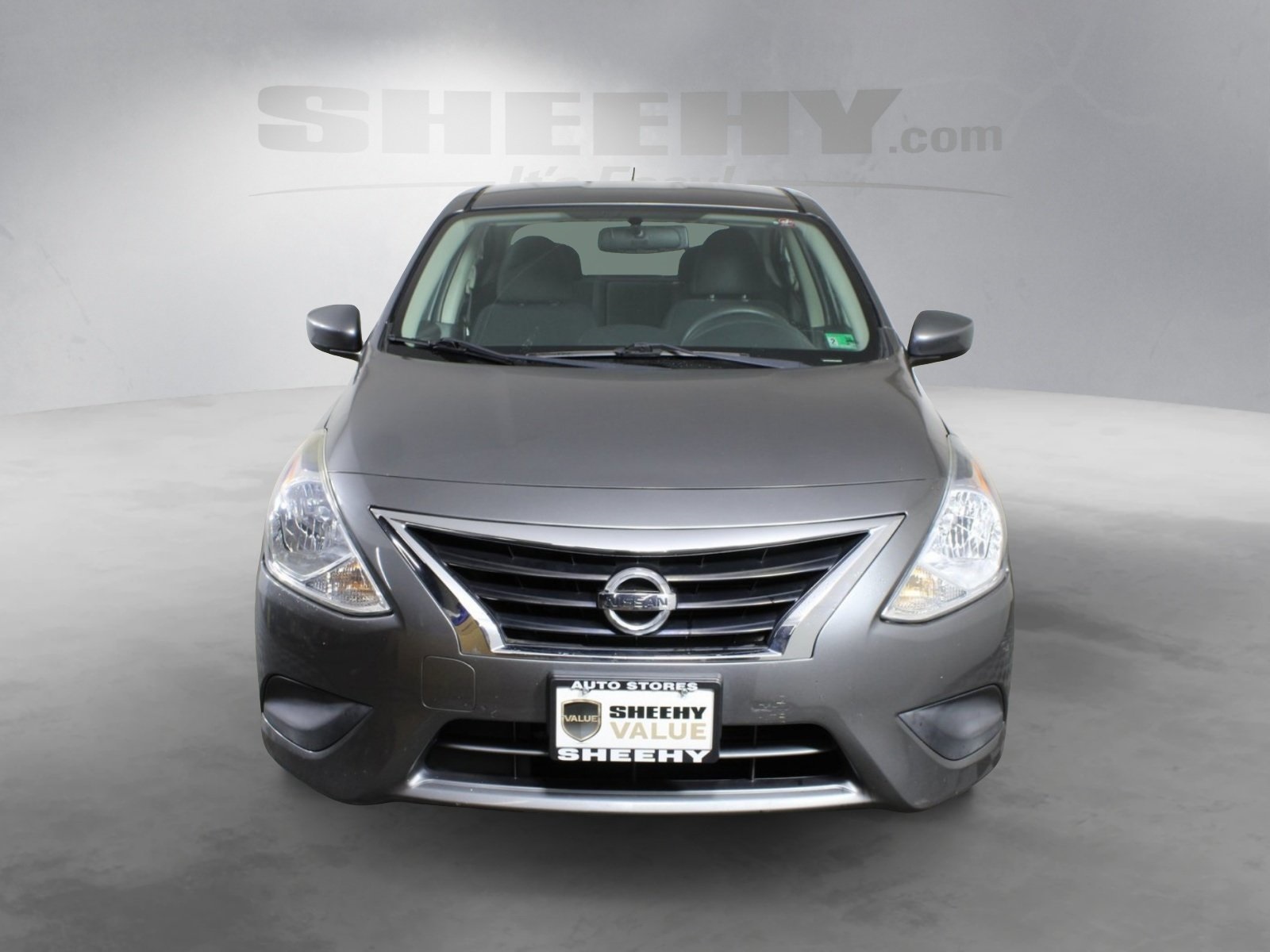 2016 Nissan Versa 1.6 SV photo 3