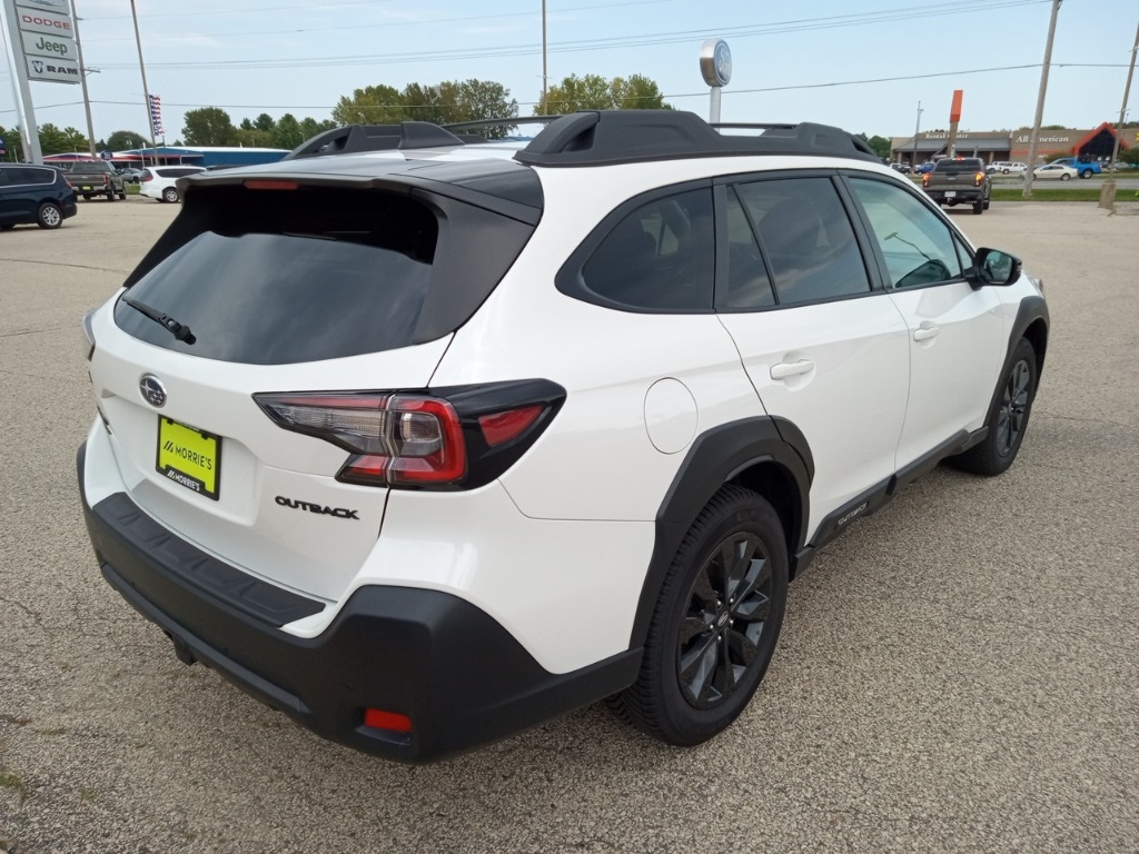 2023 Subaru Outback Onyx Edition photo 7