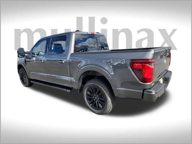 2025 Ford F-150 XLT photo 4